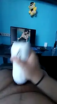 Snapshot of Elrep_tile chatting on January 14, 2025, 9:09 pm Elrep tile online show from January 14, 2025, 9:09 pm