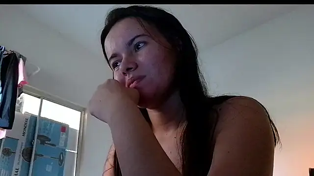 Snapshot of camillebr chatting on January 28, 2025, 8:26 pm camillebr online show from January 28, 2025, 8:26 pm