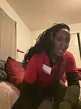 Snapshot of Yoshibaby2670 chatting on February 13, 2025, 12:35 am Yoshibaby2670 online show from February 13, 2025, 12:35 am