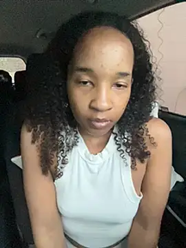 lunalustycumslut online show from February 5, 2025, 11:06 pm