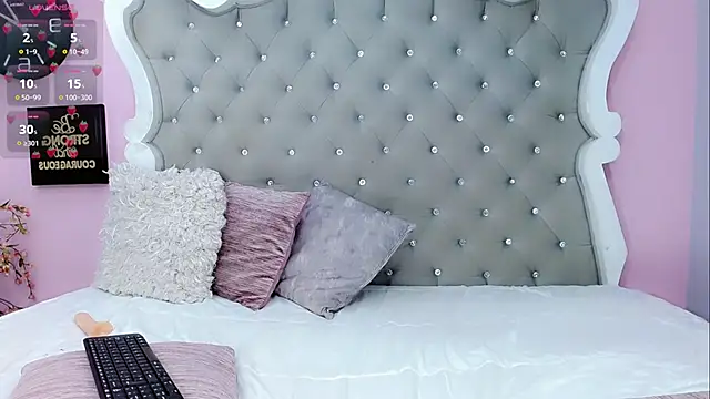 Diva Smith02 online show from January 31, 2025, 6:14 pm