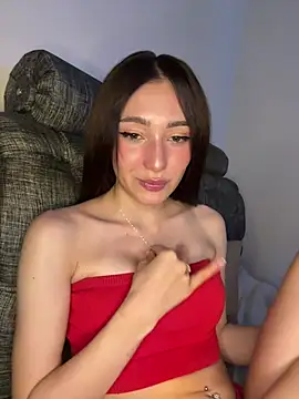 Snapshot of Maddy_Jones chatting on January 20, 2025, 5:37 am Maddy Jones online show from January 20, 2025, 5:37 am