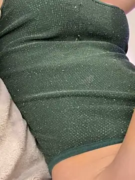 Maddy Jones online show from November 4, 2025, 4:55 am