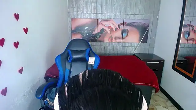 Anniee x online show from February 16, 2026, 12:56 pm