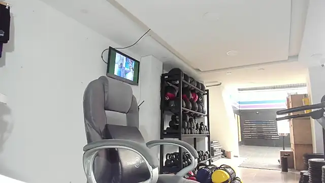 ragnar881547 online show from February 4, 2025, 3:26 pm