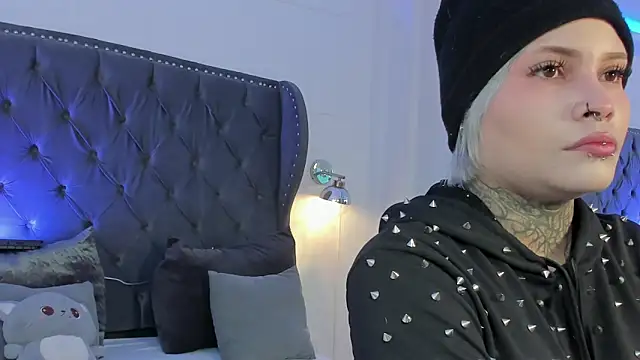 jinxv nuss online show from January 15, 2026, 11:48 am