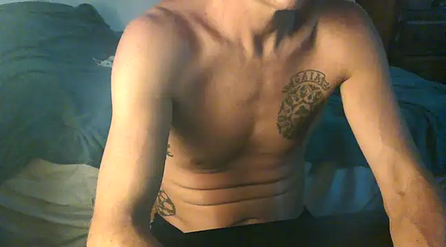 Snapshot of GoloZeusMax chatting on January 24, 2025, 12:20 am GoloZeusMax online show from January 24, 2025, 12:20 am