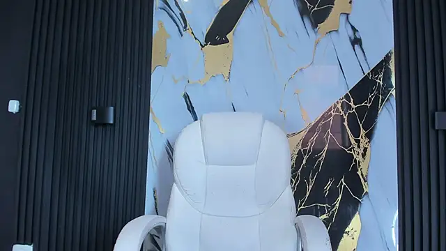 adam piarse01 online show from February 28, 2025, 10:06 pm