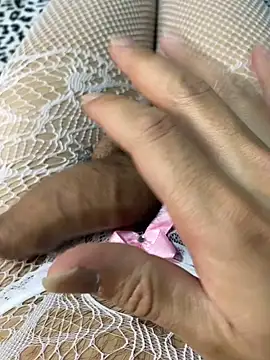 Snapshot of k4ty-X chatting on January 5, 2025, 12:31 am k4ty-X online show from January 5, 2025, 12:31 am