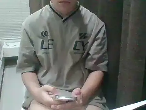 Snapshot of redboxerlover1 chatting on January 25, 2025, 1:19 pm redboxerlover1 online show from January 25, 2025, 1:19 pm