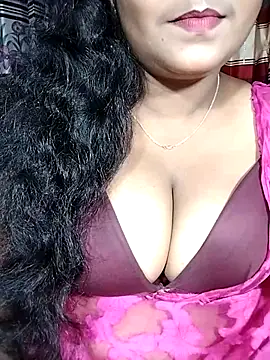 YERY HOT online show from November 21, 2025, 5:44 pm