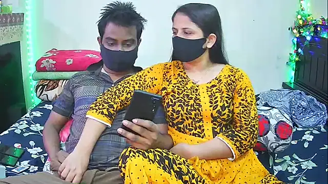 Hot Nila online show from February 10, 2026, 4:27 am