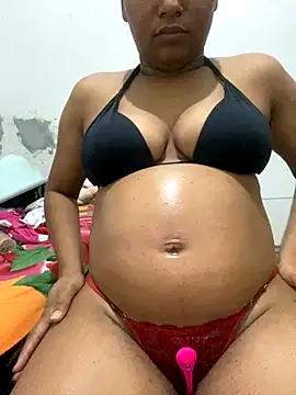 Snapshot of Mariaapimentinha chatting on September 25, 2025, 12:14 am Mariaapimentinha online show from September 25, 2025, 12:14 am