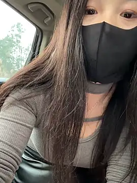 SSSniang- online show from February 1, 2026, 1:15 am