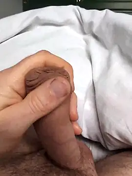 coquin5995 online show from April 5, 2026, 7:05 am