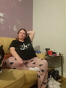 Snapshot of curvy_girl71 chatting on March 10, 2025, 6:56 pm curvy girl71 online show from March 10, 2025, 6:56 pm