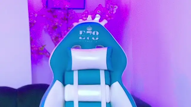 Arianna sweeet online show from March 22, 2026, 3:43 am