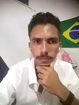 MagrinhoSaradoo online show from February 22, 2025, 10:42 pm