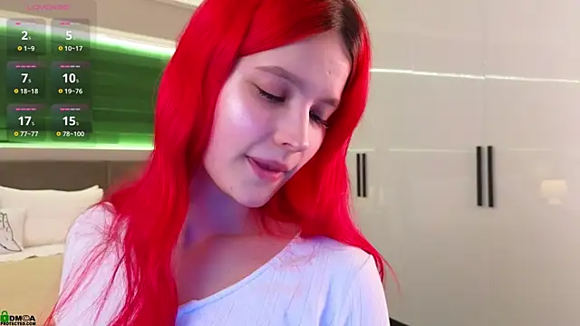 Rina Red online show from January 17, 2026, 1:43 am