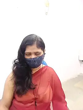 Snapshot of Lucky-Deepthi chatting on March 4, 2025, 5:24 pm Lucky-Deepthi online show from March 4, 2025, 5:24 pm