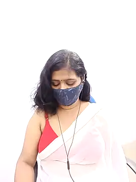 Lucky-Deepthi online show from March 7, 2025, 7:05 pm