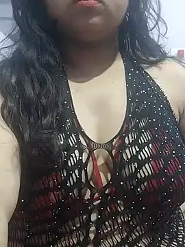 Snapshot of BigAssSarah chatting on March 18, 2025, 9:21 pm BigAssSarah online show from March 18, 2025, 9:21 pm