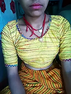 Snapshot of Amaya_Bajwa chatting on February 15, 2025, 7:06 am Amaya Bajwa online show from February 15, 2025, 7:06 am