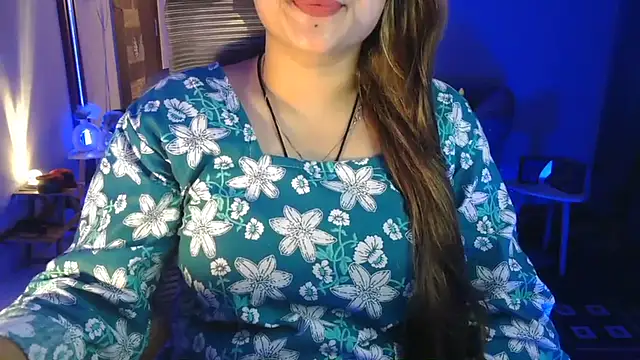 Snapshot of Mitikaa chatting on May 24, 2026, 2:55 pm Mitikaa online show from May 24, 2026, 2:55 pm