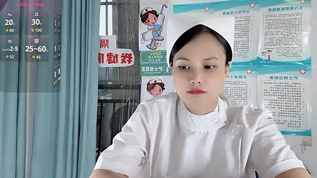 Snapshot of 22ov0 chatting on September 29, 2025, 10:31 am 22ov0 online show from September 29, 2025, 10:31 am