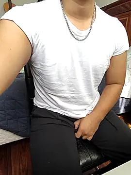 Snapshot of pitorico_bb chatting on November 30, 2025, 4:44 pm pitorico bb online show from November 30, 2025, 4:44 pm