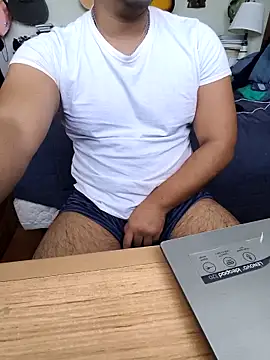 Snapshot of pitorico_bb chatting on April 3, 2026, 10:41 pm pitorico bb online show from April 3, 2026, 10:41 pm