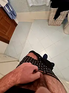 Snapshot of ziotony98 chatting on January 18, 2025, 11:11 am ziotony98 online show from January 18, 2025, 11:11 am