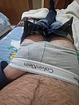 Snapshot of ziotony98 chatting on March 1, 2026, 5:37 pm ziotony98 online show from March 1, 2026, 5:37 pm