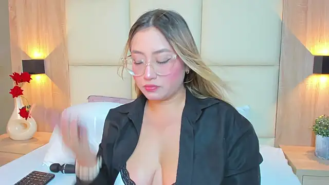 antonella cutie  online show from July 17, 2026, 12:56 pm