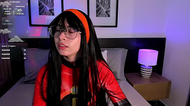 vi anaya online show from November 6, 2025, 11:33 am