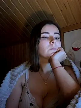 Snapshot of mewKate chatting on November 17, 2025, 4:13 pm mewKate online show from November 17, 2025, 4:13 pm