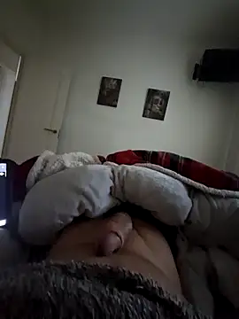 Snapshot of Gaditannus40 chatting on February 16, 2025, 8:43 am Gaditannus40 online show from February 16, 2025, 8:43 am