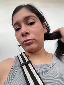 MilaRux online show from February 21, 2026, 1:56 pm