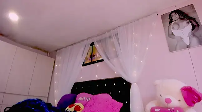 Snapshot of Aliana_Ross chatting on March 1, 2025, 11:50 am Aliana Ross online show from March 1, 2025, 11:50 am