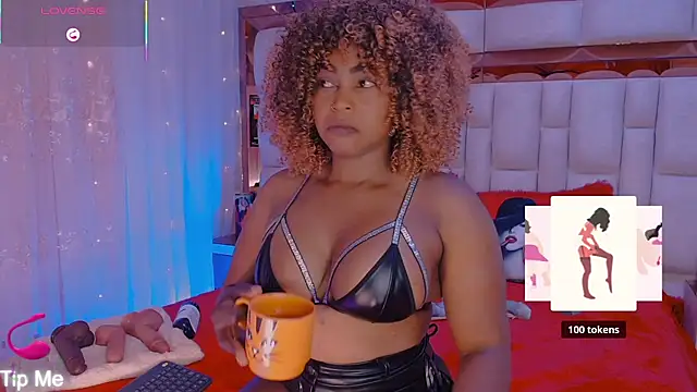 Snapshot of Aliana_Ross chatting on March 3, 2026, 8:31 am Aliana Ross online show from March 3, 2026, 8:31 am