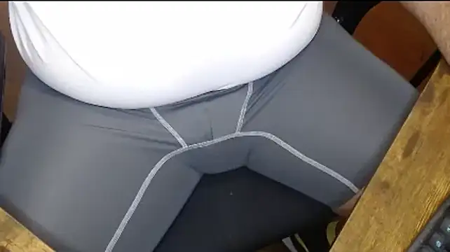 Snapshot of marcof8in chatting on December 4, 2025, 11:57 pm marcof8in online show from December 4, 2025, 11:57 pm