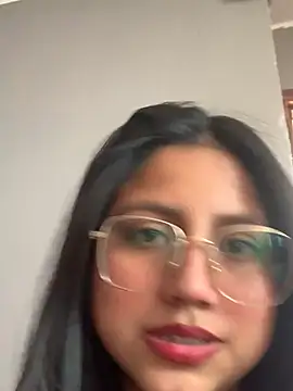 Snapshot of Adrianisx chatting on January 20, 2025, 6:43 pm Adrianisx online show from January 20, 2025, 6:43 pm