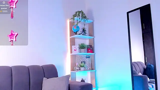 Yorkeidys1 online show from April 14, 2026, 11:38 am