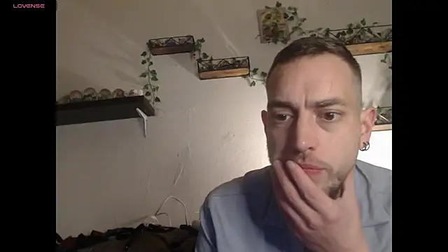 Snapshot of wawarruis chatting on March 1, 2025, 9:04 pm wawarruis online show from March 1, 2025, 9:04 pm