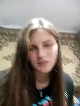 Lauren Amabel online show from November 7, 2025, 7:36 pm