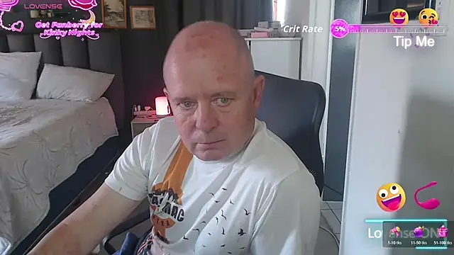 boeslaboes1 online show from April 4, 2026, 10:46 am