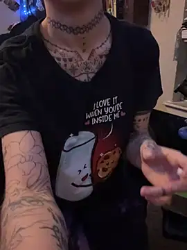 trashbrat online show from June 22, 2026, 3:25 am