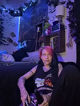 trashbrat online show from June 23, 2026, 3:37 am