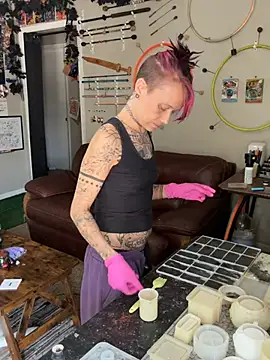 trashbrat online show from July 21, 2026, 8:00 pm