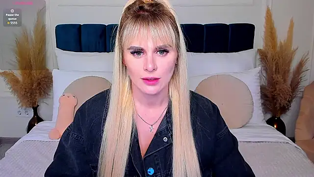 LiluDav online show from February 3, 2026, 1:49 pm